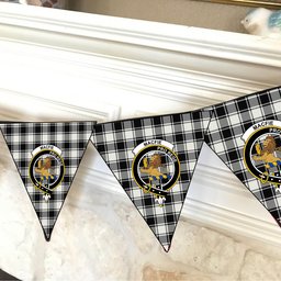 ScotsTee Shop Scottish MacFie Black & White Modern Crest Tartan Triangle Flags Tartan Bunting, Pennants (12pcs)