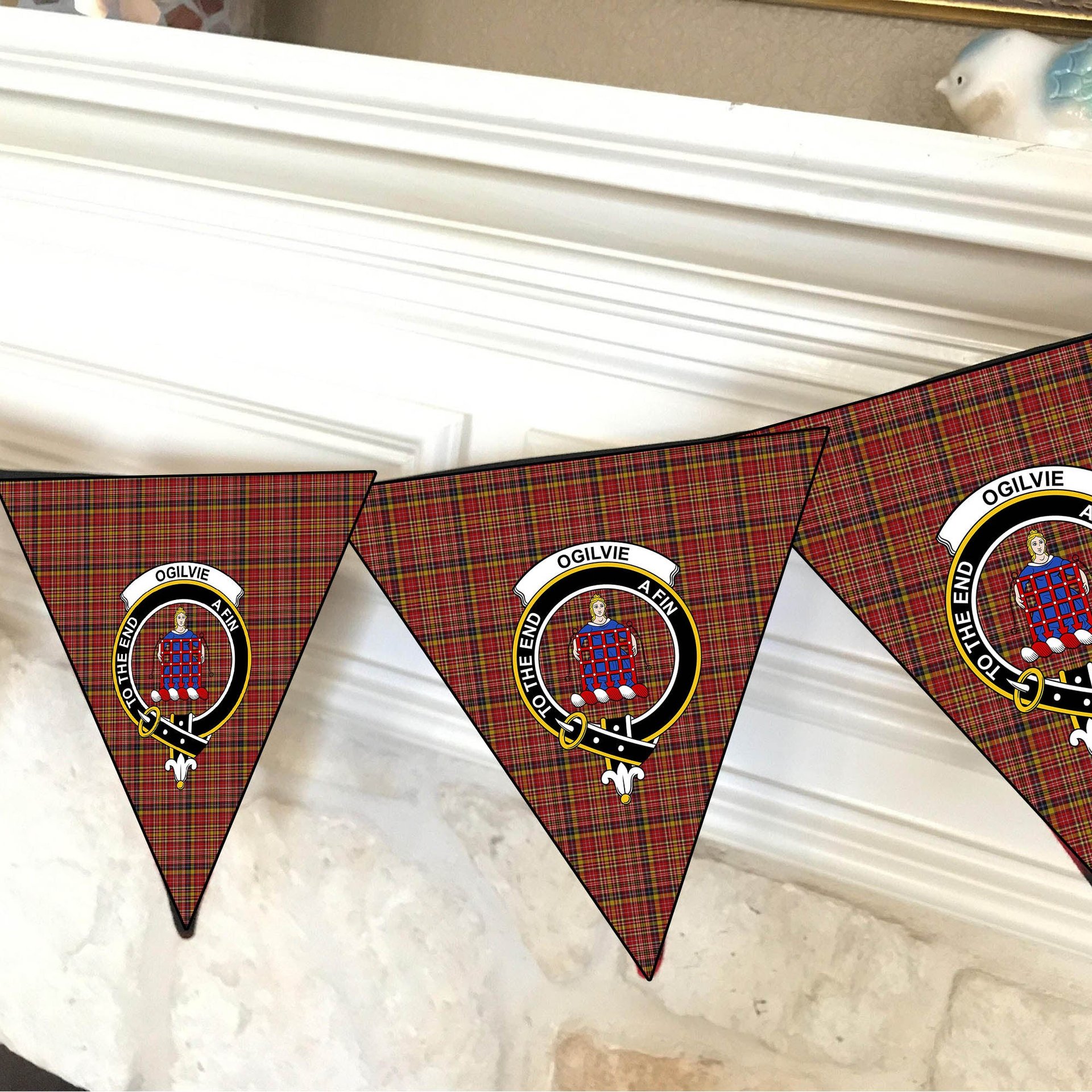 ScotsTee Shop Scottish Ogilvie (Ogilvy) of Strathallan Crest Tartan Triangle Flags Tartan Bunting, Pennants (12pcs)