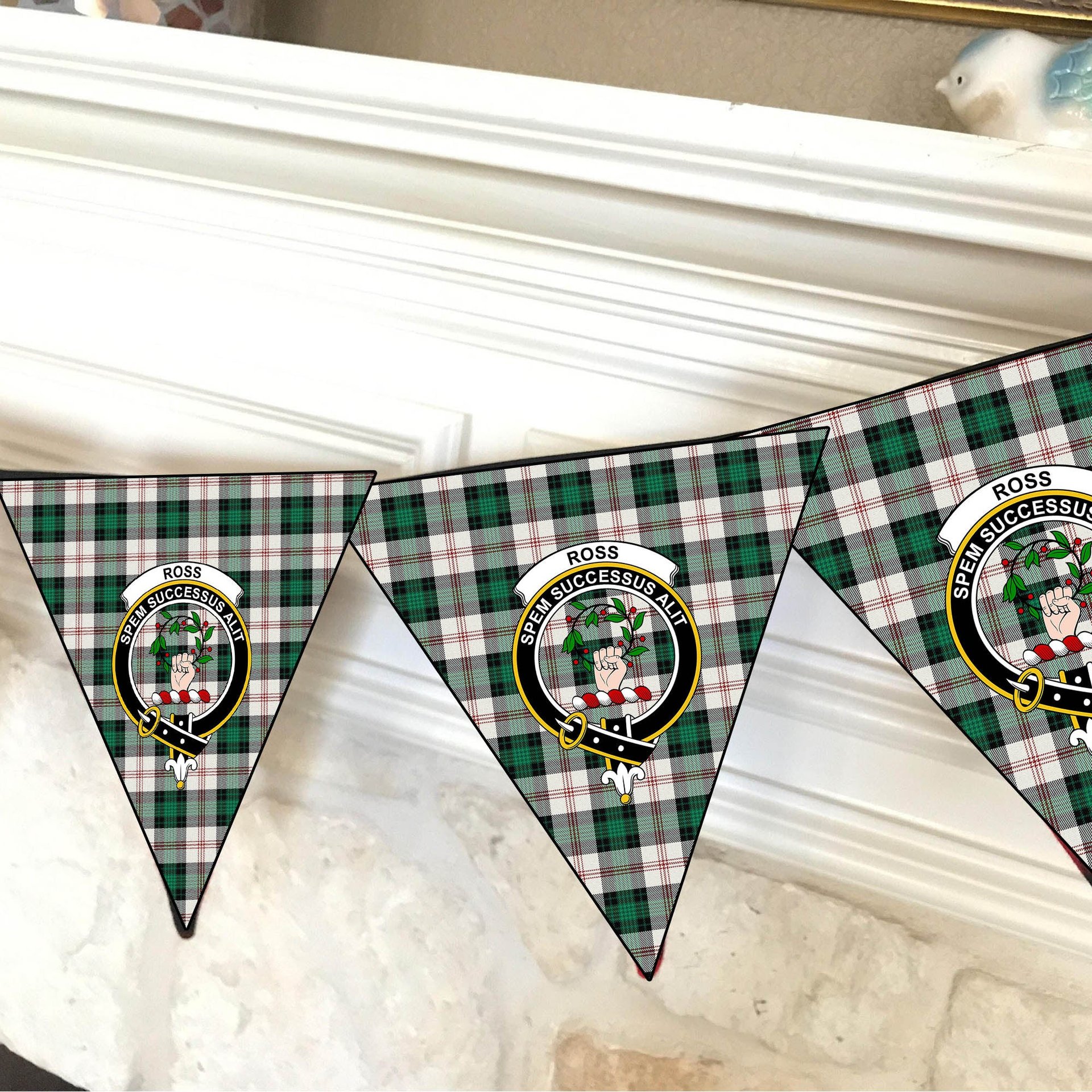 ScotsTee Shop Scottish Ross Arisaid Modern Crest Tartan Triangle Flags Tartan Bunting, Pennants (12pcs)
