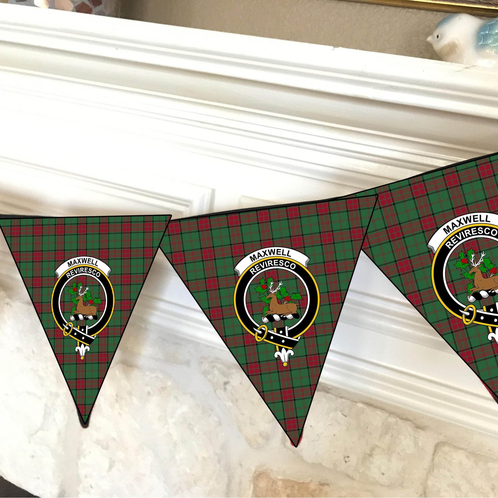 ScotsTee Shop Scottish Maxwell Hunting Modern Crest Tartan Triangle Flags Tartan Bunting, Pennants (12pcs)