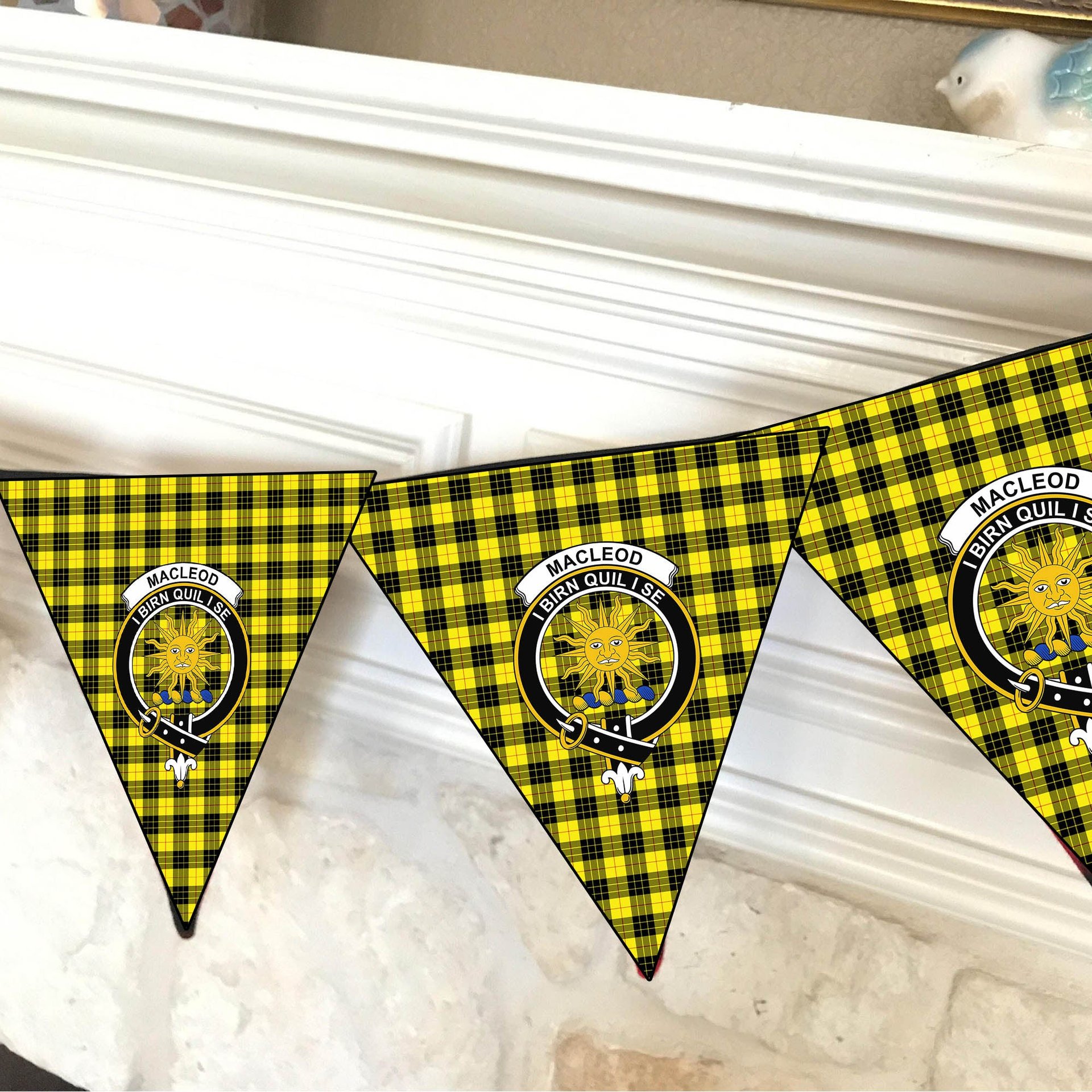 ScotsTee Shop Scottish MacLeod of Lewis Modern Crest Tartan Triangle Flags Tartan Bunting, Pennants (12pcs)