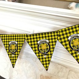 ScotsTee Shop Scottish MacLeod of Lewis Modern Crest Tartan Triangle Flags Tartan Bunting, Pennants (12pcs)