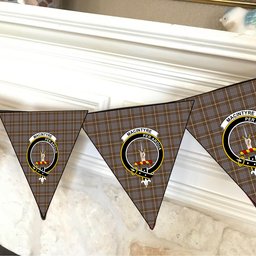 ScotsTee Shop Scottish MacIntyre Hunting Weathered Crest Tartan Triangle Flags Tartan Bunting, Pennants (12pcs)