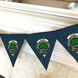 ScotsTee Shop Scottish Irvine of Bonshaw Tower Modern Crest Tartan Triangle Flags Tartan Bunting, Pennants (12pcs)