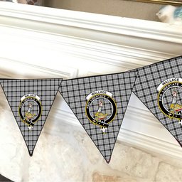 ScotsTee Shop Scottish Wallace Dress Crest Tartan Triangle Flags Tartan Bunting, Pennants (12pcs)