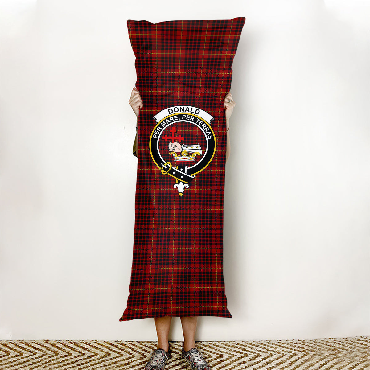 ScotsTee Shop Scottish Donald of Ardnamurchan Crest Tartan Body Pillow