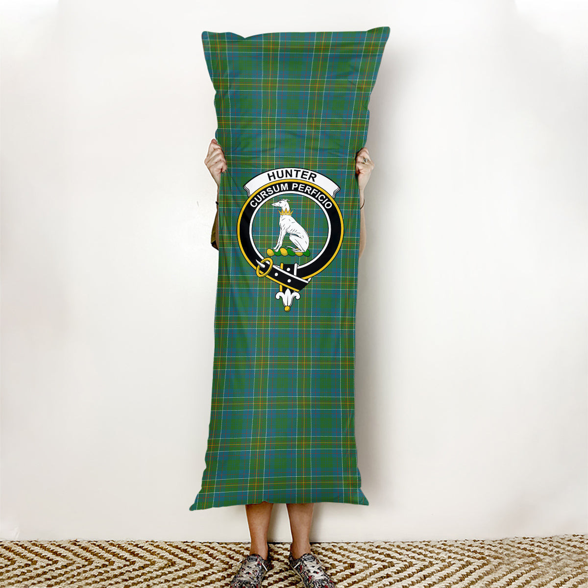 ScotsTee Shop Scottish Hunter of Hunterston Ancient Crest Tartan Body Pillow
