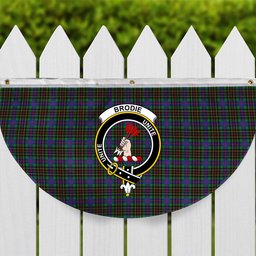 ScotsTee Shop Scottish Brodie Hunting Modern Crest Tartan Non-Pleated Fan Flag Bunting Banner