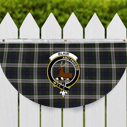 ScotsTee Shop Scottish Blair Dress Crest Tartan Non-Pleated Fan Flag Bunting Banner