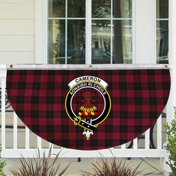 ScotsTee Shop Scottish Cameron Black and Red Modern Crest Tartan Non-Pleated Fan Flag Bunting Banner