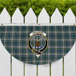 ScotsTee Shop Scottish Davidson of Tulloch Dress Ancient Crest Tartan Non-Pleated Fan Flag Bunting Banner