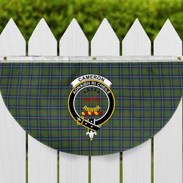 ScotsTee Shop Scottish Cameron of Lochiel Hunting Crest Tartan Non-Pleated Fan Flag Bunting Banner
