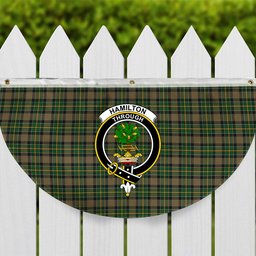 ScotsTee Shop Scottish Hamilton of Brandon Crest Tartan Non-Pleated Fan Flag Bunting Banner