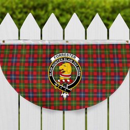ScotsTee Shop Scottish Forrester Modern Crest Tartan Non-Pleated Fan Flag Bunting Banner