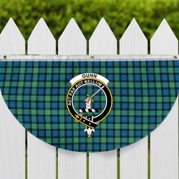ScotsTee Shop Scottish Gunn Ancient Crest Tartan Non-Pleated Fan Flag Bunting Banner