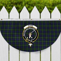 ScotsTee Shop Scottish Gunn Crest Tartan Non-Pleated Fan Flag Bunting Banner