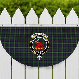 ScotsTee Shop Scottish Farquharson Crest Tartan Non-Pleated Fan Flag Bunting Banner