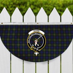 ScotsTee Shop Scottish Gunn Modern Crest Tartan Non-Pleated Fan Flag Bunting Banner