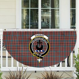 ScotsTee Shop Scottish Hannay Dress Crest Tartan Non-Pleated Fan Flag Bunting Banner