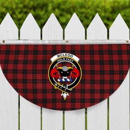 ScotsTee Shop Scottish McLeod Black and Red Crest Tartan Non-Pleated Fan Flag Bunting Banner
