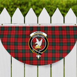 ScotsTee Shop Scottish Lindsay Black lines Modern Crest Tartan Non-Pleated Fan Flag Bunting Banner