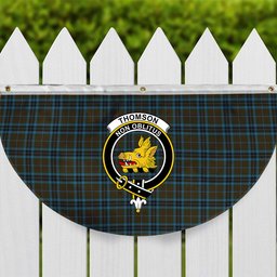 ScotsTee Shop Scottish Thomson Hunting Crest Tartan Non-Pleated Fan Flag Bunting Banner