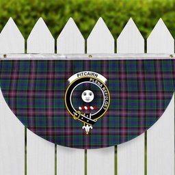 ScotsTee Shop Scottish Pitcairn Hunting Modern Crest Tartan Non-Pleated Fan Flag Bunting Banner