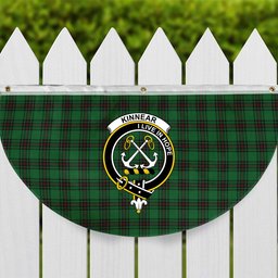 ScotsTee Shop Scottish Kinnear Crest Tartan Non-Pleated Fan Flag Bunting Banner