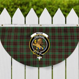 ScotsTee Shop Scottish McFie Hunting Modern Crest Tartan Non-Pleated Fan Flag Bunting Banner