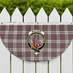 ScotsTee Shop Scottish MacBain Dress Modern Crest Tartan Non-Pleated Fan Flag Bunting Banner