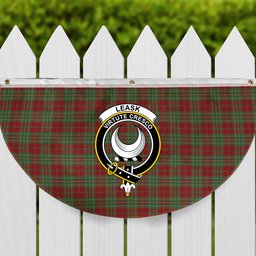 ScotsTee Shop Scottish Leask Crest Tartan Non-Pleated Fan Flag Bunting Banner