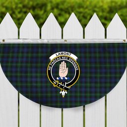 ScotsTee Shop Scottish Lamont 2 Crest Tartan Non-Pleated Fan Flag Bunting Banner