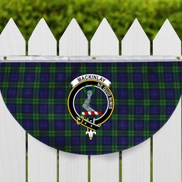 ScotsTee Shop Scottish MacKinlay Modern Crest Tartan Non-Pleated Fan Flag Bunting Banner