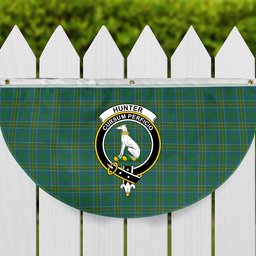 ScotsTee Shop Scottish Hunter of Hunterston Ancient Crest Tartan Non-Pleated Fan Flag Bunting Banner