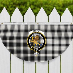 ScotsTee Shop Scottish McFie Black & White Modern Crest Tartan Non-Pleated Fan Flag Bunting Banner