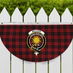 ScotsTee Shop Scottish McLeod of Raasay Crest Tartan Non-Pleated Fan Flag Bunting Banner
