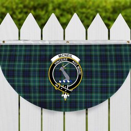 ScotsTee Shop Scottish McNeil of Colonsay Modern Crest Tartan Non-Pleated Fan Flag Bunting Banner