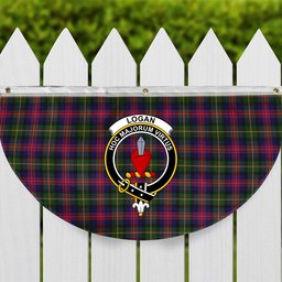 ScotsTee Shop Scottish Logan Modern Crest Tartan Non-Pleated Fan Flag Bunting Banner