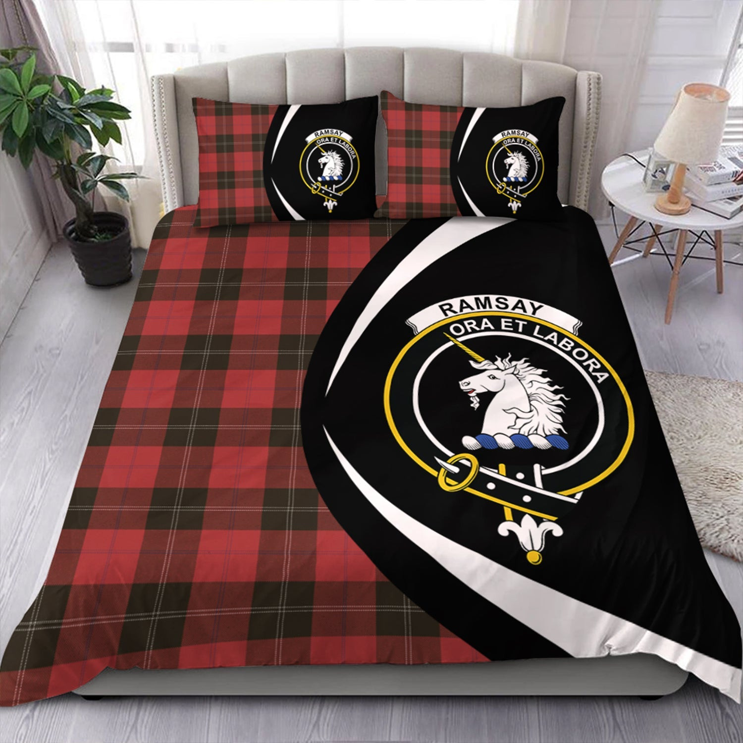 ScotsTee Shop Scottish Ramsay Red (Ramsay of Dalhousie) Weathered Clan Badge Tartan Bedding Set Circle Style