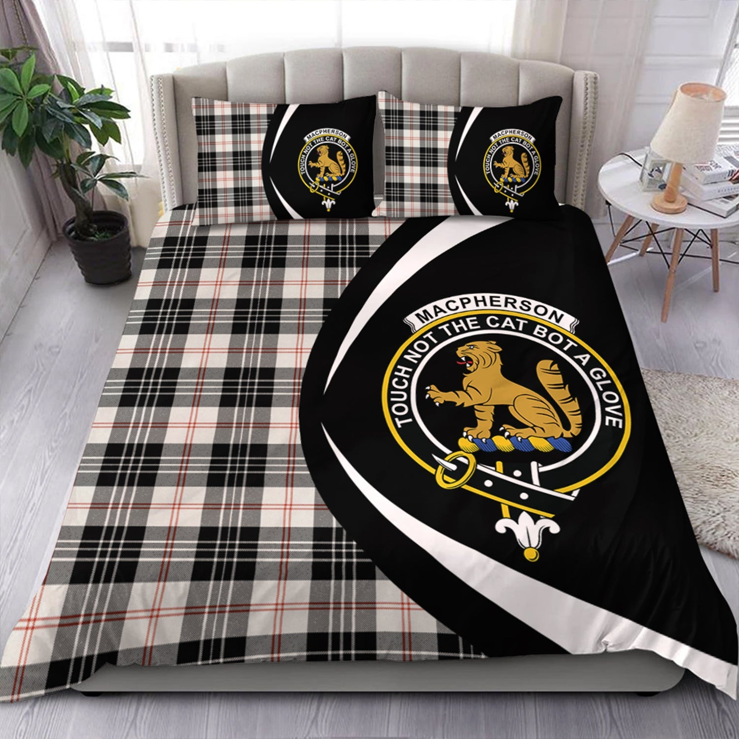 ScotsTee Shop Scottish MacPherson of Cluny Black & White Clan Badge Tartan Bedding Set Circle Style