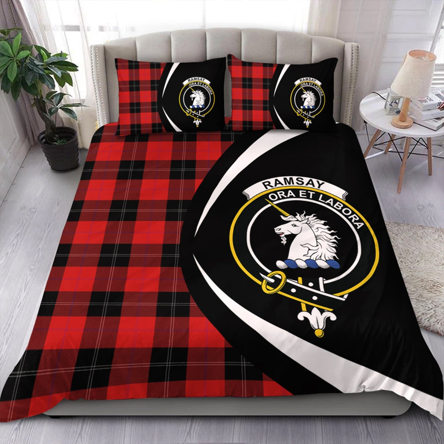 ScotsTee Shop Scottish Ramsay Red (Ramsay of Dalhousie) Clan Badge Tartan Bedding Set Circle Style