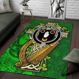 ScotsTee Shop Irish House of MANGAN Coat of Arms with Shamrock Irish Rug