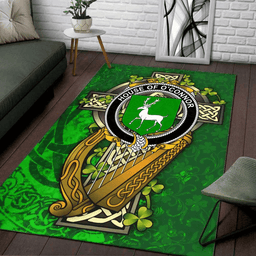 ScotsTee Shop Irish House of O'CONNOR (Corcomroe) Coat of Arms with Shamrock Irish Rug