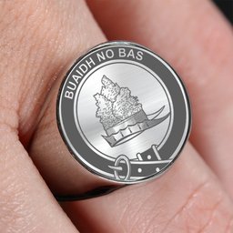 ScotsTee Shop Scottish McNeil of Barra Crest Scottish Clan Silver Gold Ring
