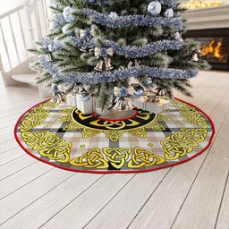 ScotsTee Shop Scottish Hogg Weathered Clan Crest Tartan Christmas Tree Skirt Golden Celtic Heritage