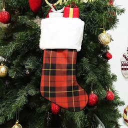 ScotsTee Shop Scottish Wallace (Wallas) Ancient Clan Crest Tartan Christmas Stocking