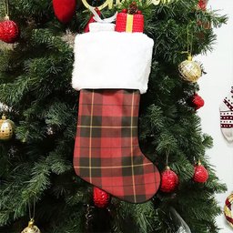 ScotsTee Shop Scottish Wallace (Wallas) Weathered Clan Crest Tartan Christmas Stocking