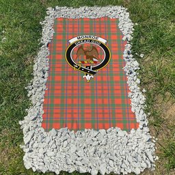 ScotsTee Shop Scottish Monroe Ancient Clan Crest Tartan Grave Blanket For Cemetery Waterproof Custom Memorial