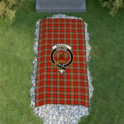 ScotsTee Shop Scottish MakGill Modern Clan Crest Tartan Grave Blanket For Cemetery Waterproof Custom Memorial