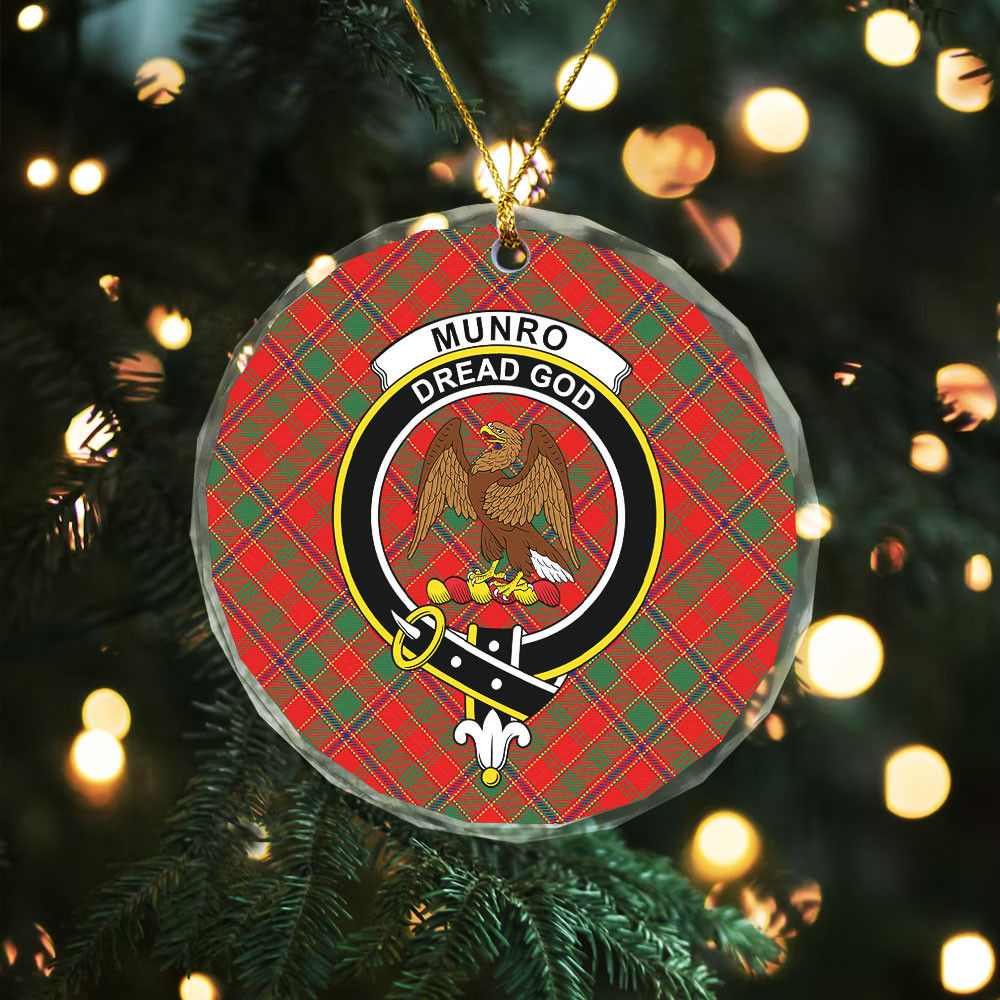 ScotsTee Shop Munro (Logan) Modern Clan Crest Tartan Glass Ornament